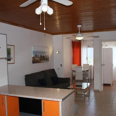 Yellow Mountain Apartment Arona (Tenerife)