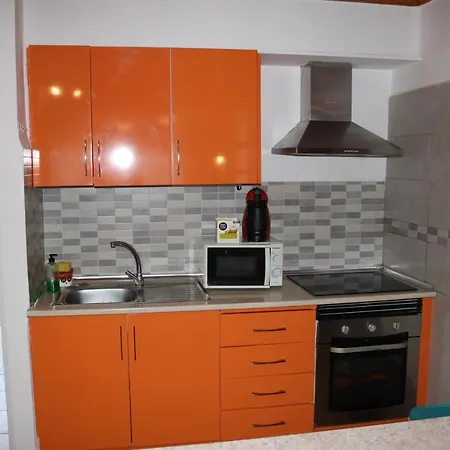 Yellow Mountain Apartment Arona (Tenerife)
